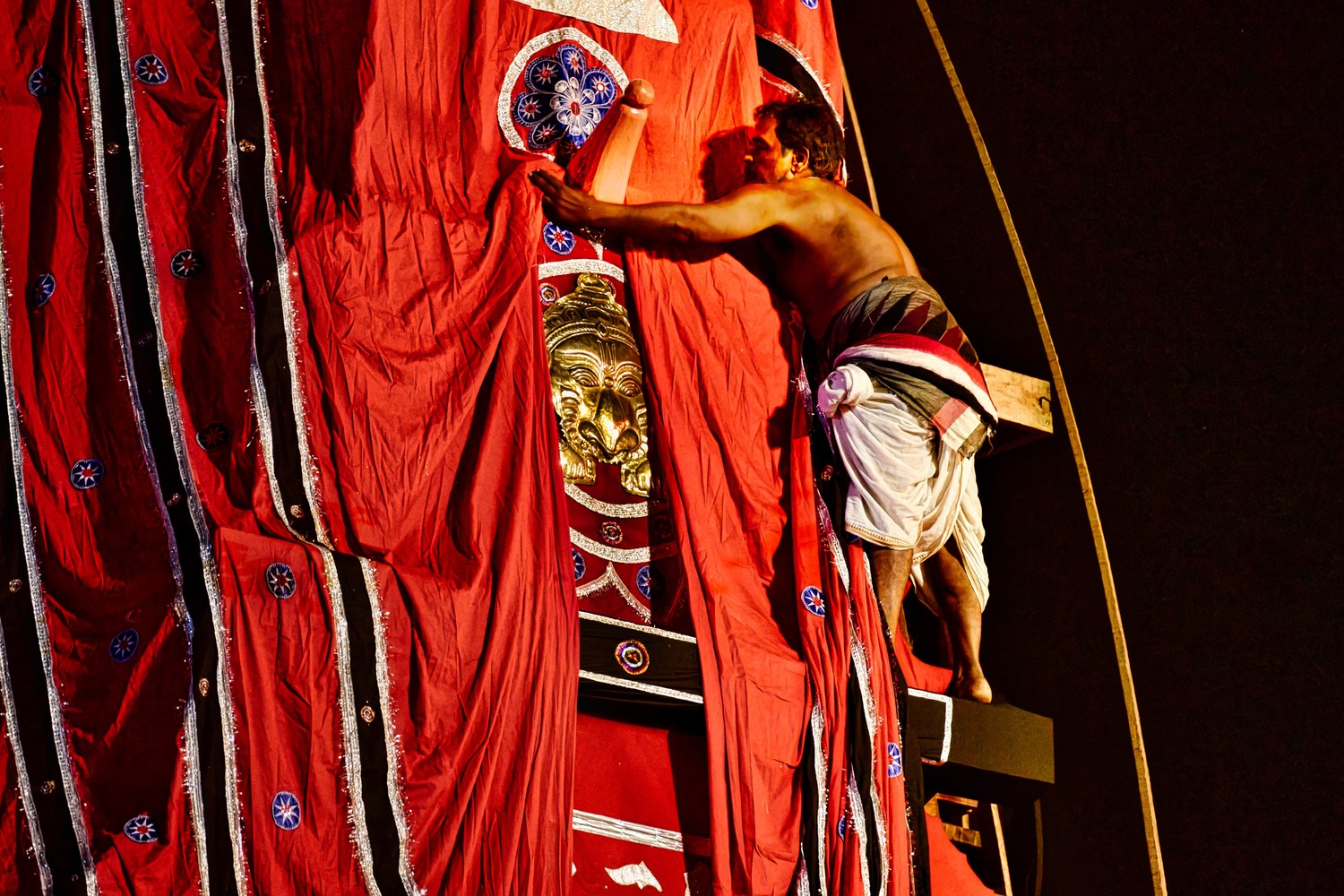 UNVEILING 2