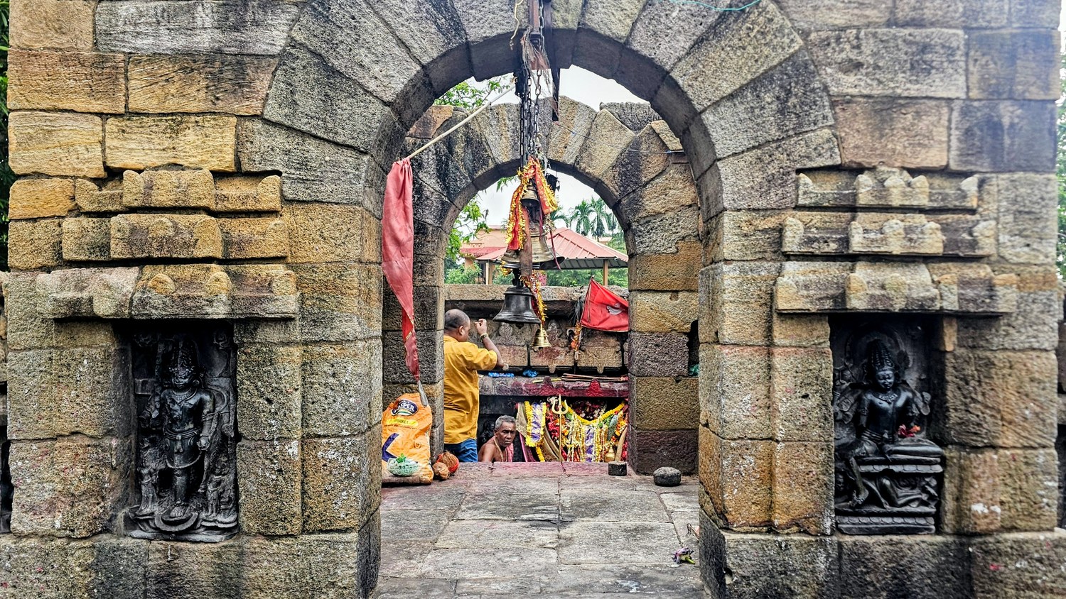 64 Yogini
